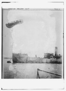 Title: British Balloon ship<br /><br /><br /><br /><br /><br /><br />
Creator(s): Bain News Service, publisher<br /><br /><br /><br /><br /><br /><br />
Date Created/Published: [between ca. 1910 and ca. 1915]