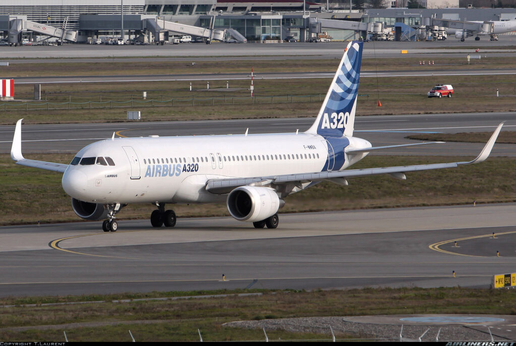 Pilot describes moment an Airbus with up to 220 people on board came dangerously close to crashing into ‘UFO’ as it came in to land