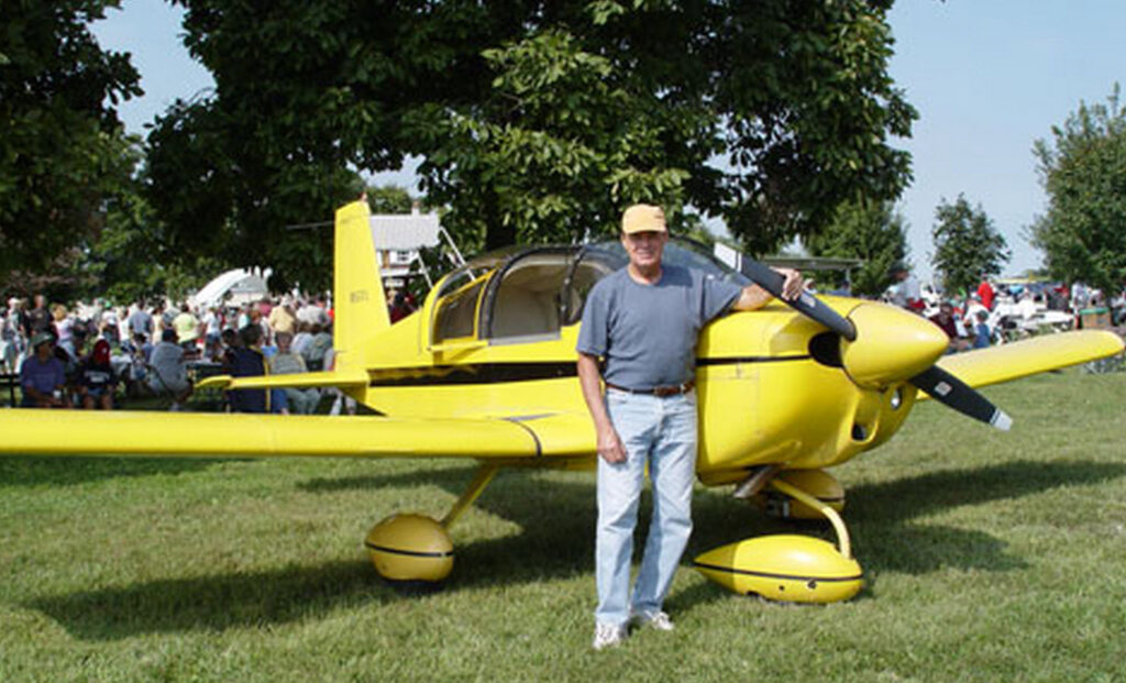 Pilot Recalls Close Encounter With “Unconventional Flying Object”