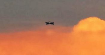 Flying Object Drops from Sky, Stops Dead in Florida: Pictures Taken