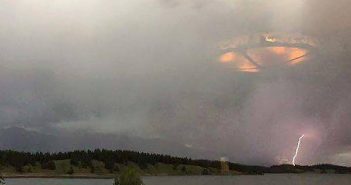 HOAX: UFO / Mothership “Viral” Photograph Taken in Australia