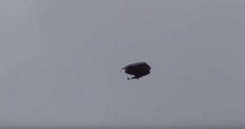 Flying Car shaped UFO, South Yorkshire, England, 09/10/2016
