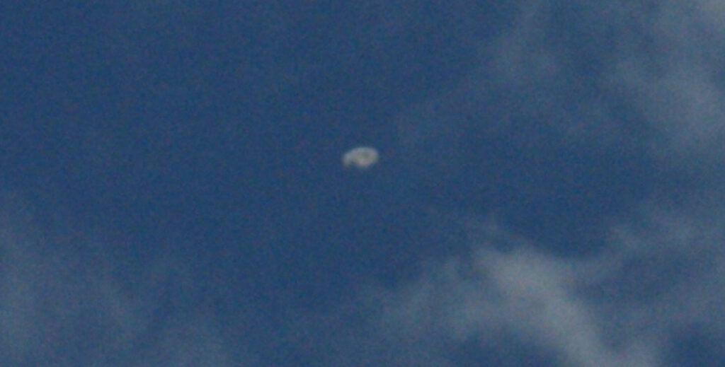 UFO Appears Over Las Vegas, Nevada, May 15, 2017