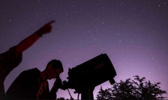 A List of UFO Sightings by Astronomers (Compiled in 2000)