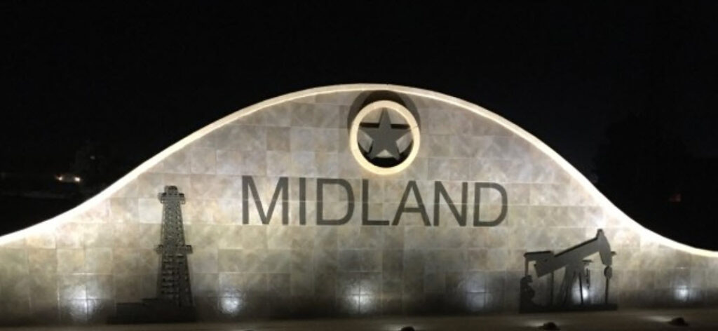 UFO over Midland, Texas, Caught on Camera While Driving – July 15, 2018