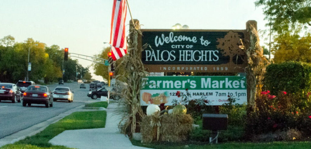 UFO over Palos Heights, Illinois – May 8, 2018