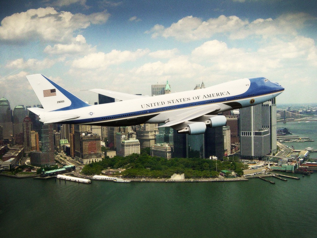 Air Force One Flyover of New York City, 4/27/2009